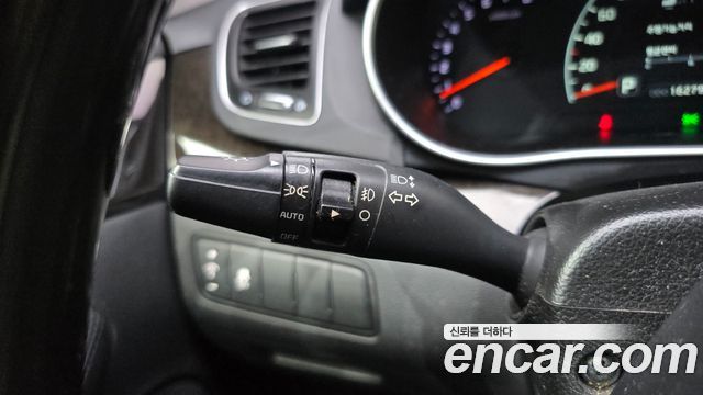 Kia K7 2014 — photo 30