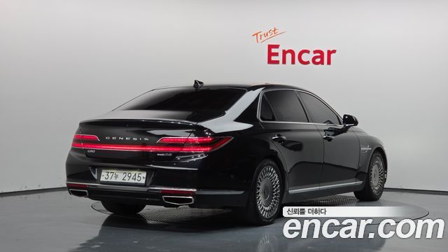 Genesis G90 2019 — photo 2