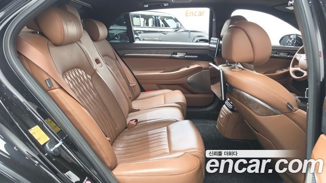 Genesis G90 2019 — photo 12