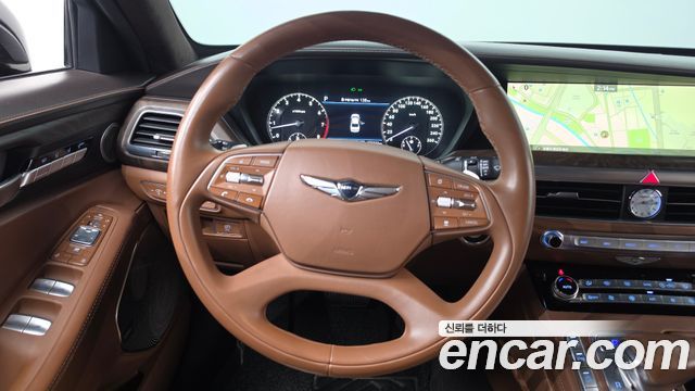 Genesis G90 2019 — photo 14