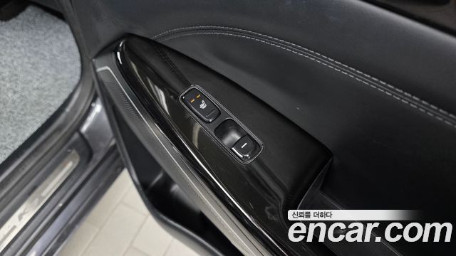 Kia K7 2016 — photo 24