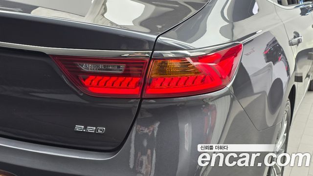 Kia K7 2016 — photo 9