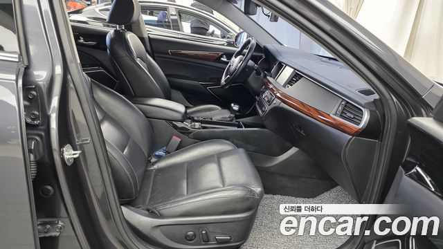Kia K7 2016 — photo 16