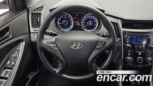 Hyundai Sonata 2013 — photo 13