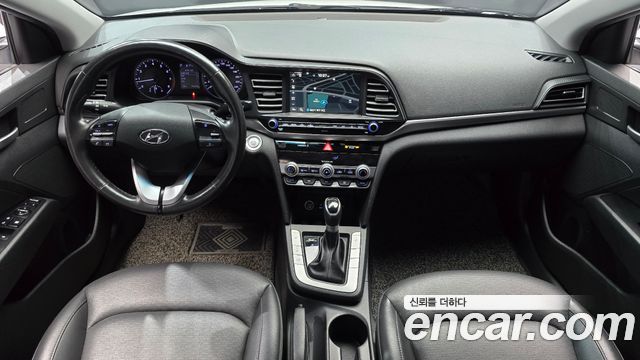 Hyundai AVANTE 2020 — photo 10