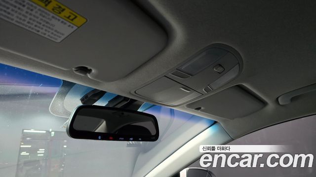 Hyundai AVANTE 2020 — photo 23