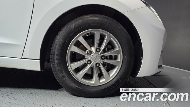Hyundai AVANTE 2020 — photo 7