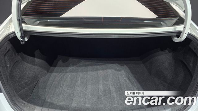 Hyundai AVANTE 2020 — photo 30