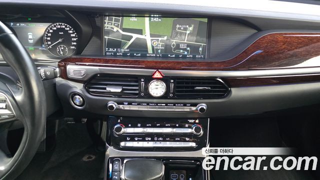 Genesis EQ900 2018 — photo 15