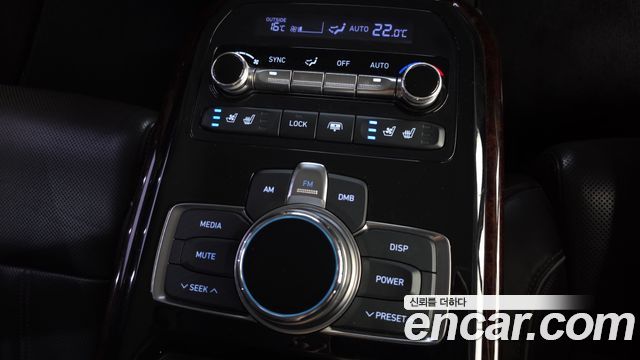 Genesis EQ900 2018 — photo 19