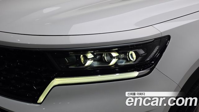 Kia Sorento 2022 — photo 8