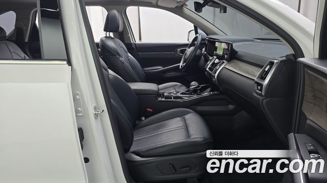 Kia Sorento 2022 — photo 16