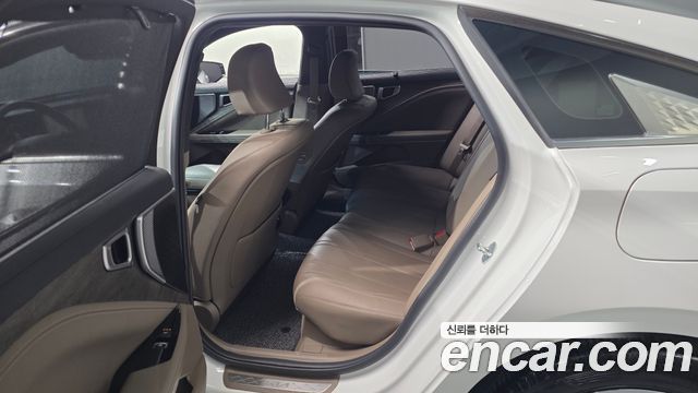 Kia K8 2023 — photo 17
