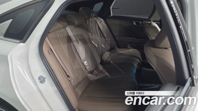 Kia K8 2023 — photo 18
