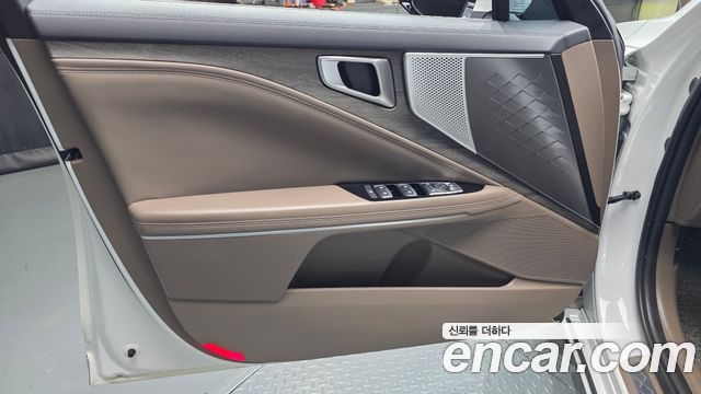 Kia K8 2023 — photo 14
