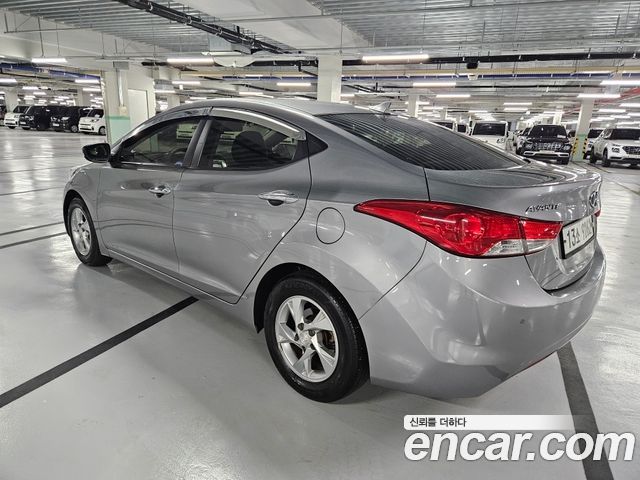 Hyundai AVANTE 2012 — photo 6