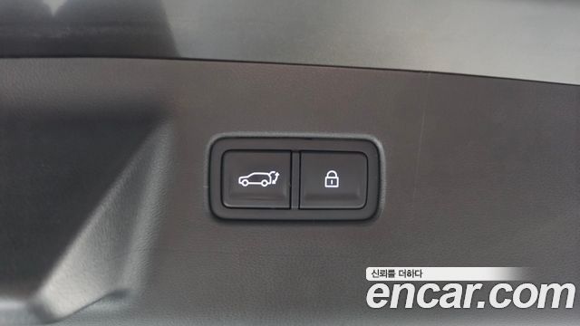 Hyundai Santafe 2025 — photo 24