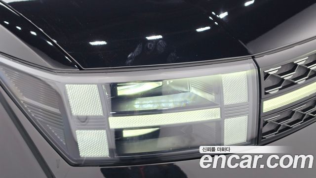 Hyundai Santafe 2025 — photo 8