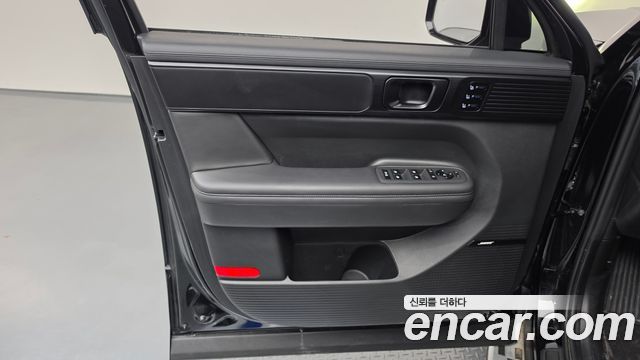 Hyundai Santafe 2025 — photo 14