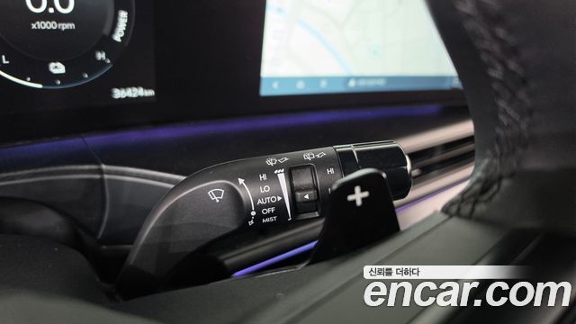 Hyundai Santafe 2025 — photo 27