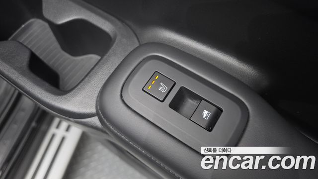 Hyundai Santafe 2025 — photo 29