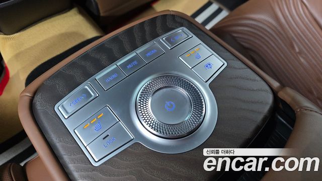 Genesis G80 2021 — photo 35