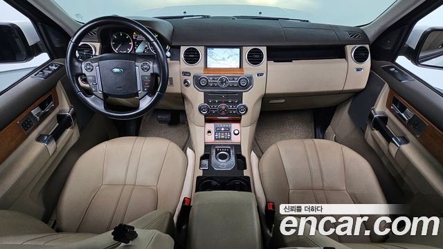 Land Rover Discovery 2013 — photo 7