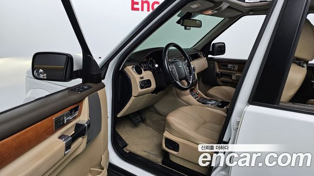 Land Rover Discovery 2013 — photo 10
