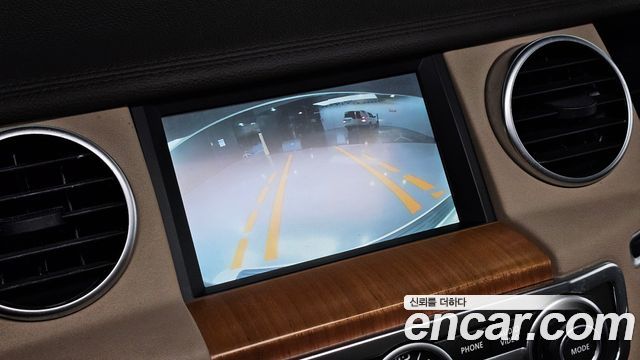 Land Rover Discovery 2013 — photo 15
