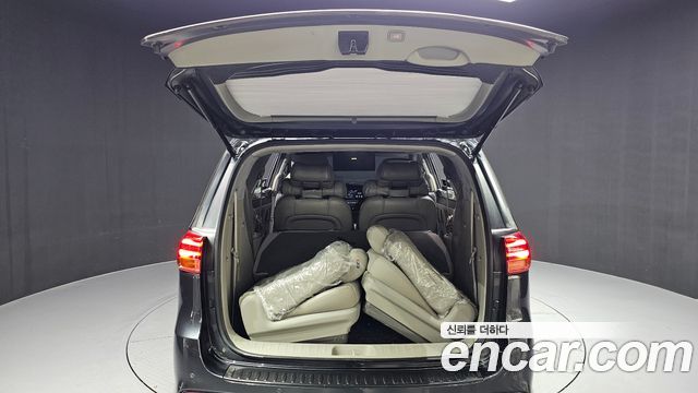 Kia Canival 2019 — photo 20