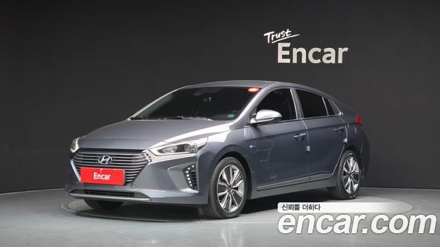 Hyundai Ioniq 2018 — photo 1