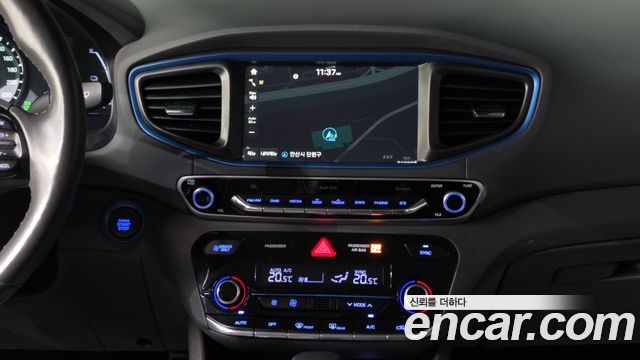 Hyundai Ioniq 2018 — photo 19
