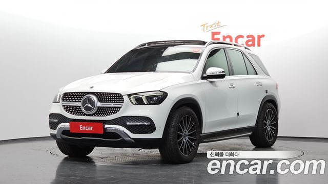 Mercedes-Benz GLE-Class 2020 — photo 1