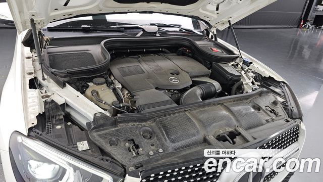 Mercedes-Benz GLE-Class 2020 — photo 6