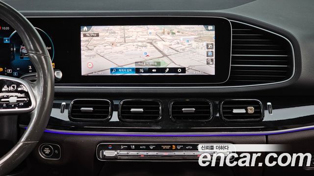Mercedes-Benz GLE-Class 2020 — photo 14