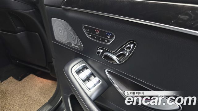 Mercedes-Benz S-Class 2018 — photo 19