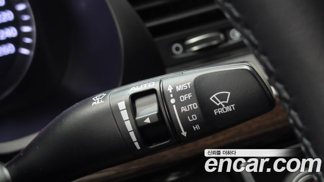 Kia K7 2019 — photo 16