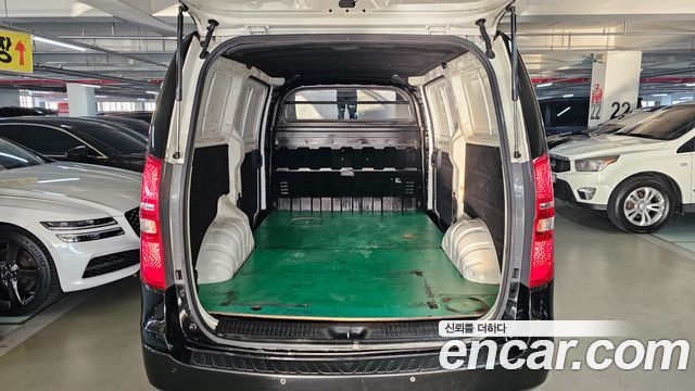 Hyundai Starex 2016 — photo 17