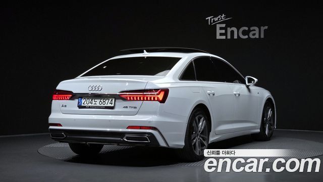 Audi A6 2022 — photo 2