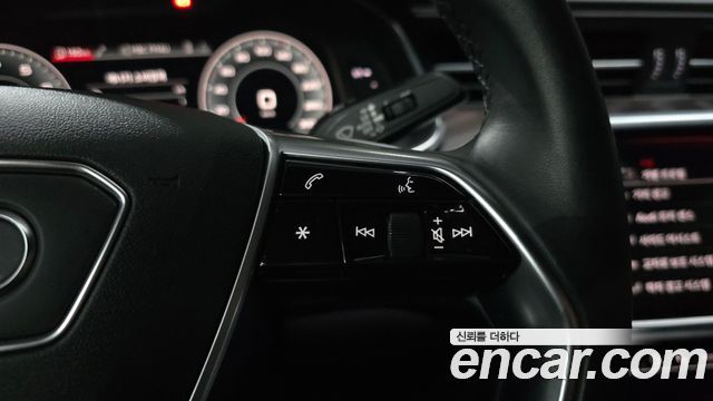 Audi A6 2022 — photo 30
