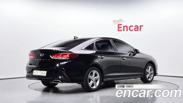 Hyundai Sonata 2018 — photo 2