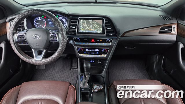 Hyundai Sonata 2018 — photo 10