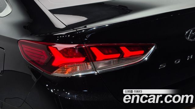 Hyundai Sonata 2018 — photo 9
