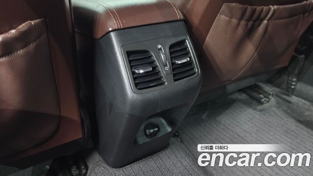 Hyundai Sonata 2018 — photo 28