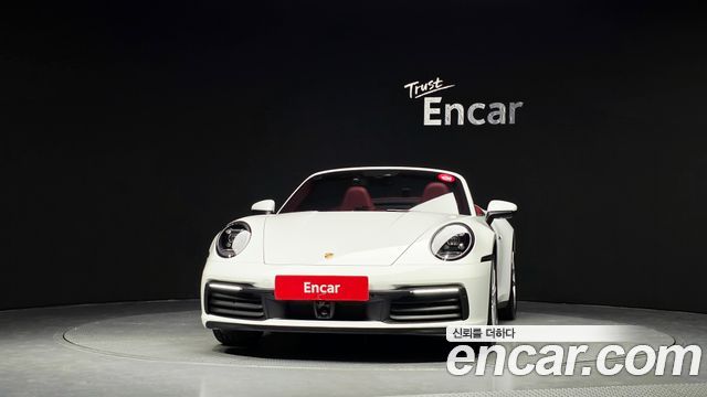 Porsche 911 2021 — photo 3