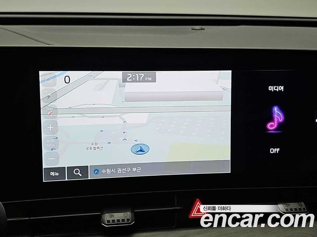 Kia Sportage 2022 — photo 16