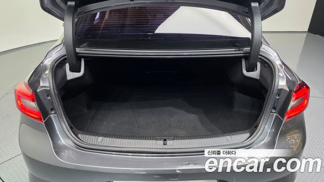 Renault Korea SM6 2016 — photo 26