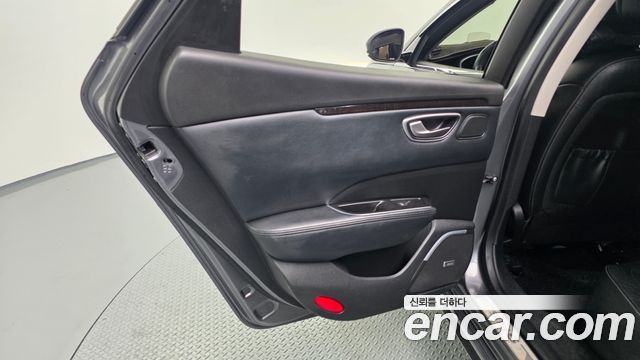 Renault Korea SM6 2016 — photo 15