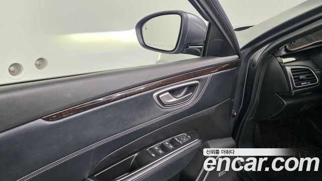 Renault Korea SM6 2016 — photo 27