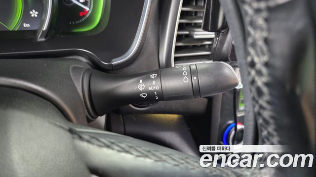 Renault Korea SM6 2016 — photo 37